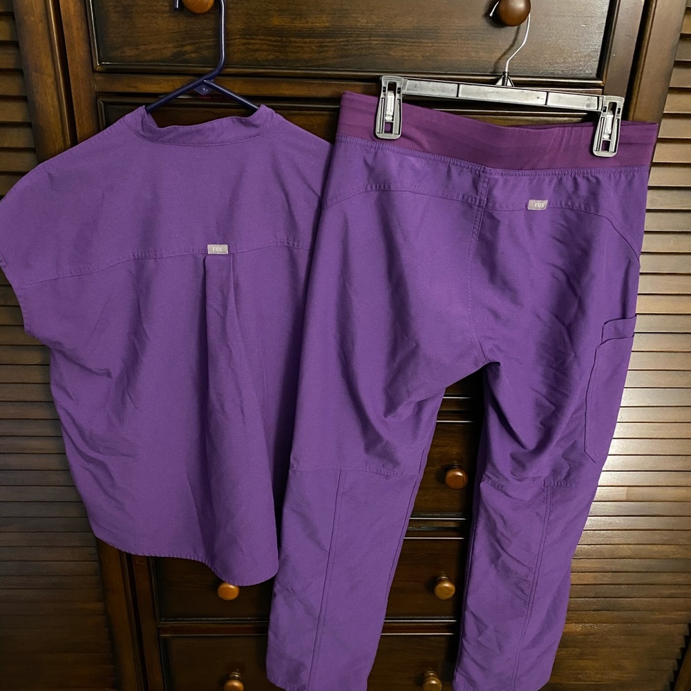 Ultra violet purple small top medium bottoms